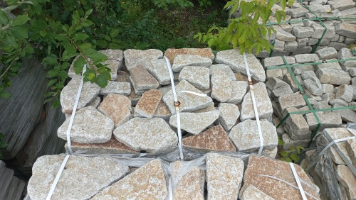 Гранитный плитняк галтованный для парковки купить в Республике Тыва