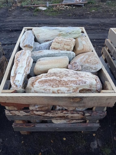 Златолит жёлтый, жёлто-зелёный глыбки и валуны для ланшафтного дизайна купить в Республике Тыва