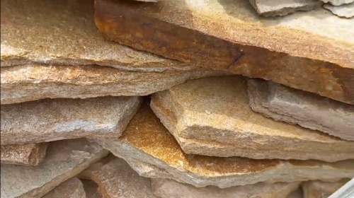 Плитняк златолит жёлтый золотистый для отмостки купить в Республике Тыва