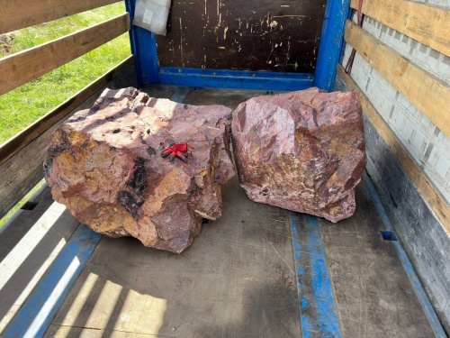 Ландшафтные глыбы красно-фиолетовые 200-1000 килограмм купить в Республике Тыва