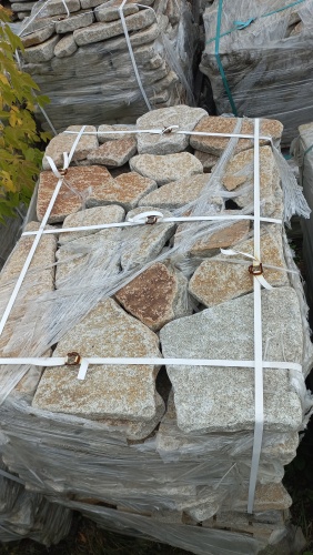 Плитняк галтованный гранитный для ландшафтного дизайна купить в Республике Тыва