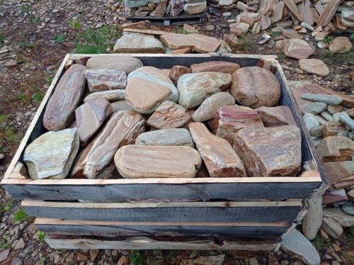 Златолит жёлтый, жёлто-зелёный глыбки и валуны для ланшафтного дизайна купить в Республике Тыва