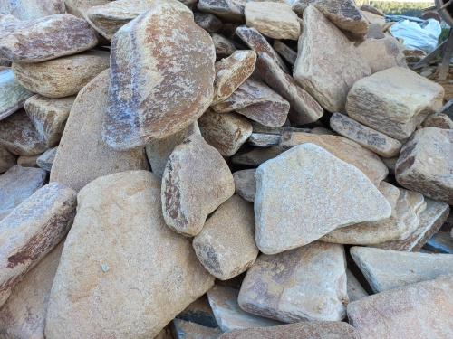 Златолит жёлтый, жёлто-зелёный глыбки и валуны для ланшафтного дизайна купить в Республике Тыва