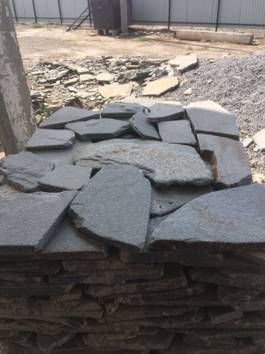 Златолит серебристый галтованный для лестниц купить в Республике Тыва